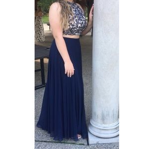 Prom dress, also worn once! Multiple pictures :)